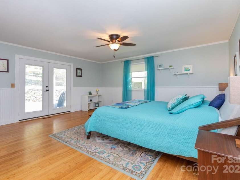 224 Northfield Court, Hendersonville, NC 28739.  MLS# CAR4242073, YatesRealty ID 5941. 