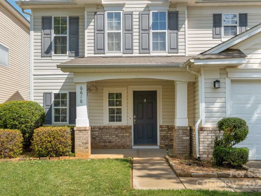 6618 Latherton Lane, Charlotte, NC 28278.  MLS# CAR4246684, YatesRealty ID 5942. 