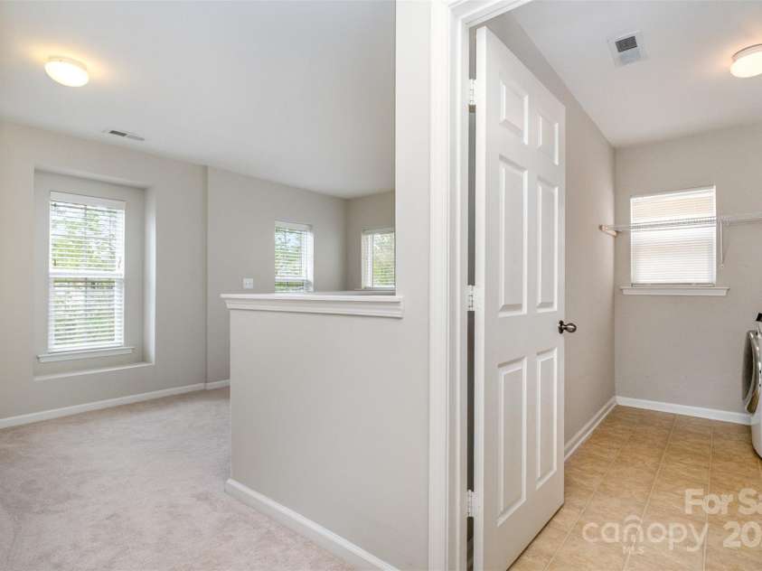 6618 Latherton Lane, Charlotte, NC 28278.  MLS# CAR4246684, YatesRealty ID 5942. 