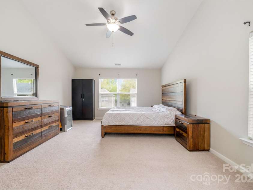 6618 Latherton Lane, Charlotte, NC 28278.  MLS# CAR4246684, YatesRealty ID 5942. 