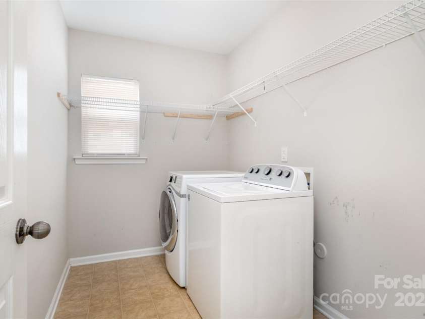 6618 Latherton Lane, Charlotte, NC 28278.  MLS# CAR4246684, YatesRealty ID 5942. 