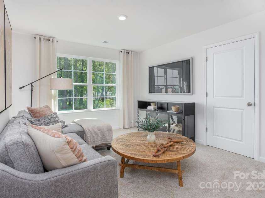 408 JACKSON Way, Lexington, NC 27292.  MLS# CAR4196620, YatesRealty ID 5943. Photos are representative and vary per plan built.