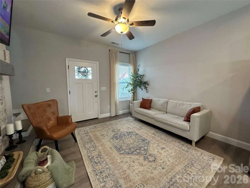955 Canton Road, Canton, NC 28716.  MLS# CAR4313244, YatesRealty ID 5943. 