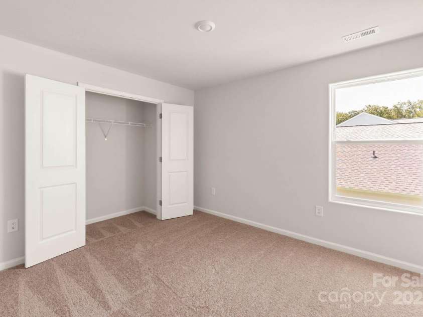 3266 Maple Ridge Drive, Gastonia, NC 28052.  MLS# CAR4211194, YatesRealty ID 5944. 