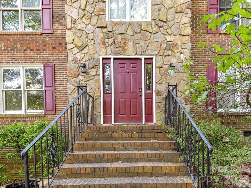 2512 King Arthur Drive, Monroe, NC 28110.  MLS# CAR4438351, YatesRealty ID 59441. 