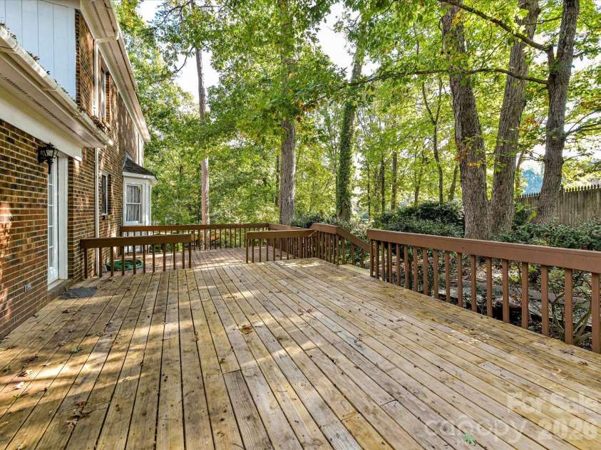 2512 King Arthur Drive, Monroe, NC 28110.  MLS# CAR4438351, YatesRealty ID 59441. 