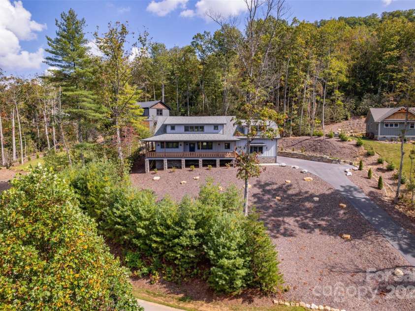 71 Crossings Circle, Fairview, NC 28730.  MLS# CAR4306682, YatesRealty ID 5946. 