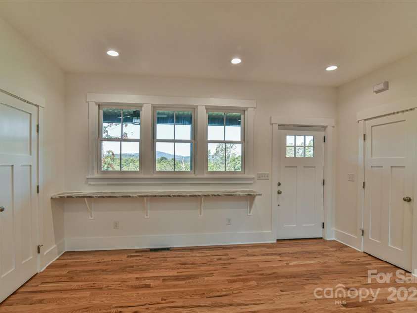 71 Crossings Circle, Fairview, NC 28730.  MLS# CAR4306682, YatesRealty ID 5946. 