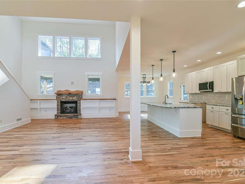 71 Crossings Circle, Fairview, NC 28730.  MLS# CAR4306682, YatesRealty ID 5946. 