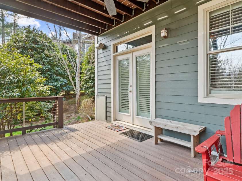 22 Kaufmann Stone Way, Biltmore Lake, NC 28715.  MLS# CAR4233652, YatesRealty ID 5947. 