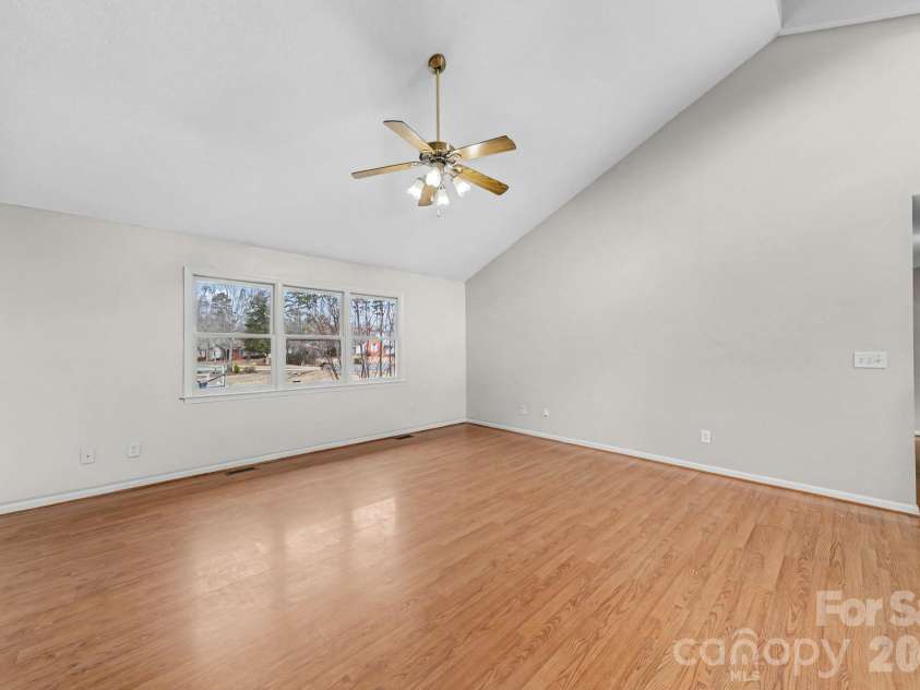 794 Hathcock Glen Drive, Oakboro, NC 28129.  MLS# CAR4349483, YatesRealty ID 5947. 
