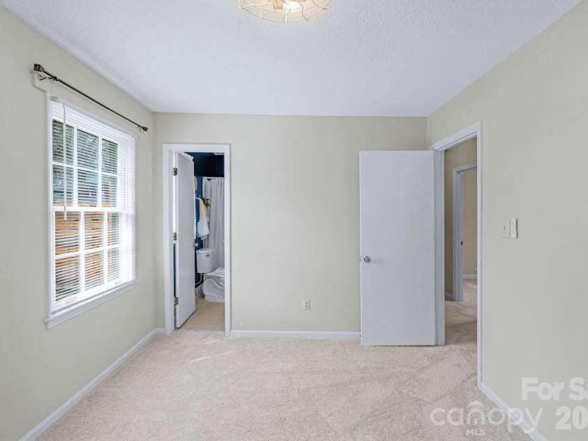 708 John Street, Matthews, NC 28105.  MLS# CAR4353646, YatesRealty ID 5948. 