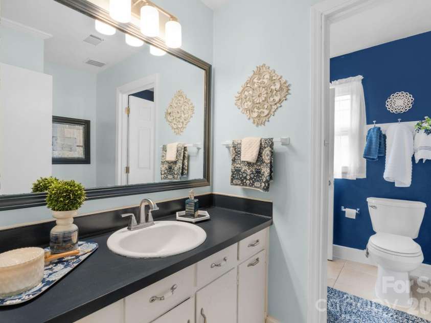 708 John Street, Matthews, NC 28105.  MLS# CAR4353646, YatesRealty ID 5948. 