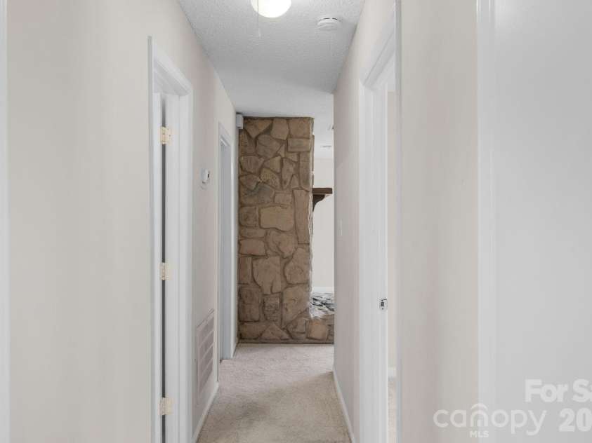 708 John Street, Matthews, NC 28105.  MLS# CAR4353646, YatesRealty ID 5948. 