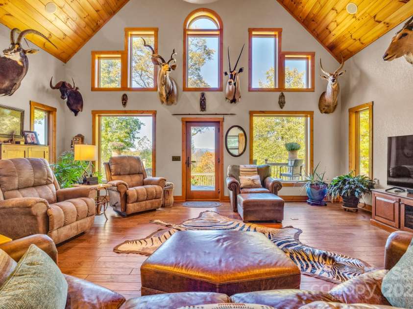 2650 Carson Woods Road, Laurel Springs, NC 28644.  MLS# CAR4318349, YatesRealty ID 595. 