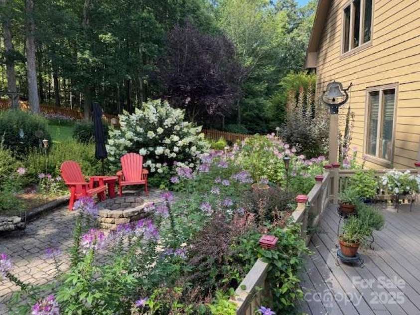 2650 Carson Woods Road, Laurel Springs, NC 28644.  MLS# CAR4318349, YatesRealty ID 595. 