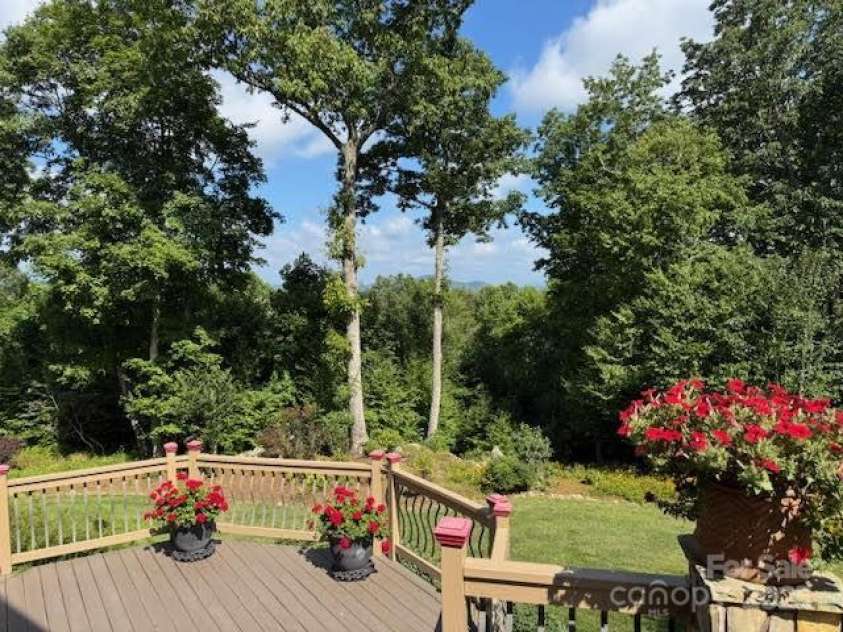 2650 Carson Woods Road, Laurel Springs, NC 28644.  MLS# CAR4318349, YatesRealty ID 595. 