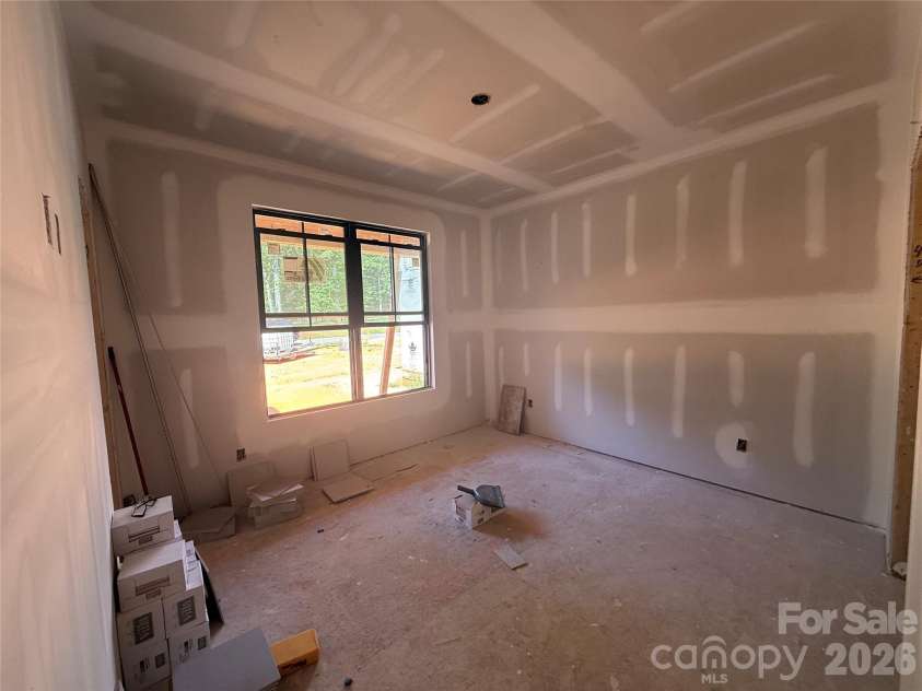 219 Barra Drive, Waxhaw, NC 28173.  MLS# CAR4358638, YatesRealty ID 5953. Spacious bedroom