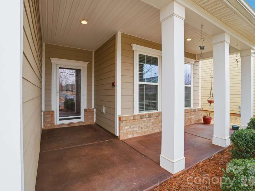 8028 Asher Chase Trail, Lancaster, SC 29720.  MLS# CAR4343471, YatesRealty ID 5954. 