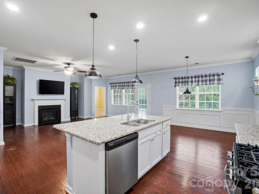 8028 Asher Chase Trail, Lancaster, SC 29720.  MLS# CAR4343471, YatesRealty ID 5954. 