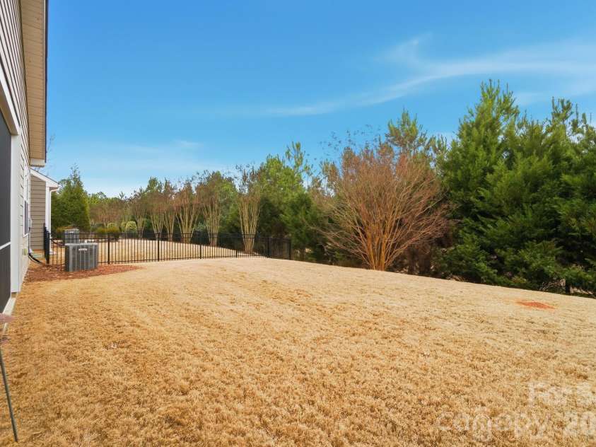 8028 Asher Chase Trail, Lancaster, SC 29720.  MLS# CAR4343471, YatesRealty ID 5954. 