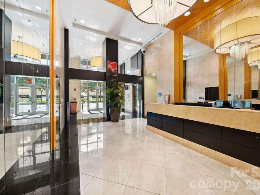 222 Caldwell Street, Charlotte, NC 28202.  MLS# CAR4299365, YatesRealty ID 5956. 