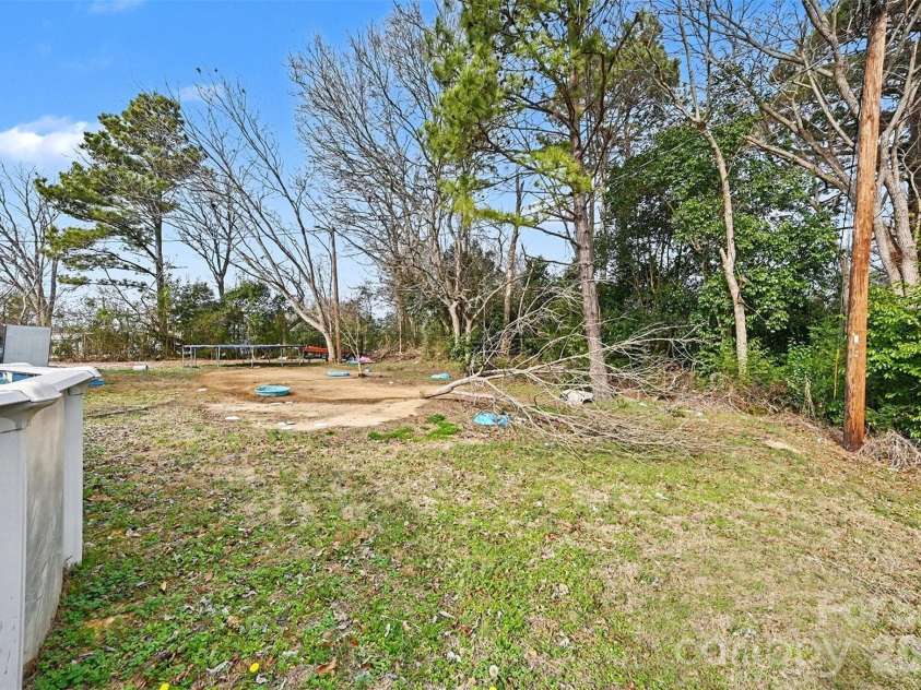 1477 Flat Creek Road, Lancaster, SC 29720.  MLS# CAR4334461, YatesRealty ID 5957. 