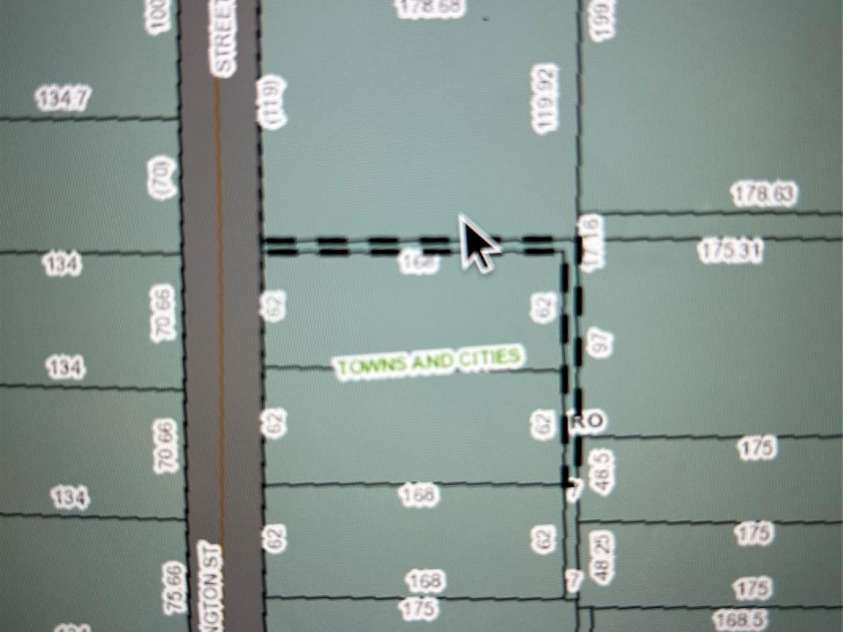 712 Washington Street, Shelby, NC 28150.  MLS# CAR4247594, YatesRealty ID 5957. 