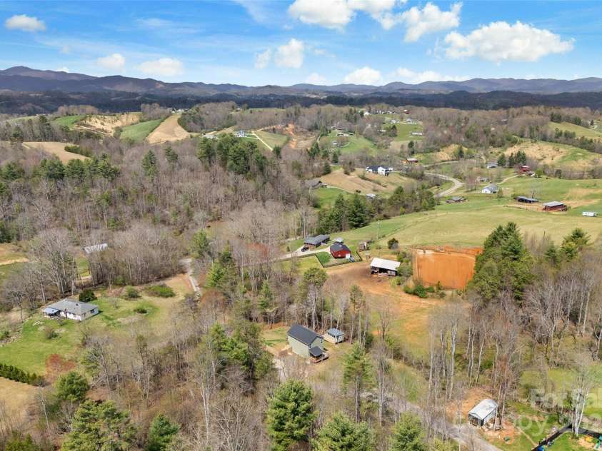 28 Whittier Drive, Alexander, NC 28701.  MLS# CAR4243488, YatesRealty ID 5958. 