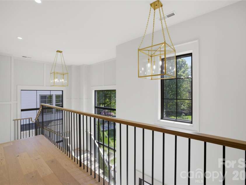 1519 Lynway Drive, Charlotte, NC 28203.  MLS# CAR4298826, YatesRealty ID 596. 