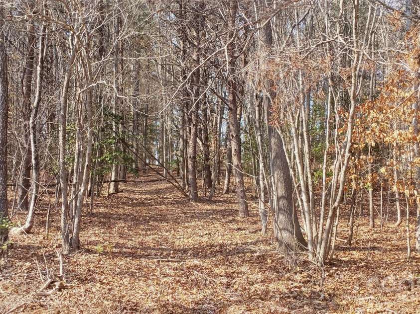 999 River Breeze Drive, Morganton, NC 28655.  MLS# CAR4112961, YatesRealty ID 596. 