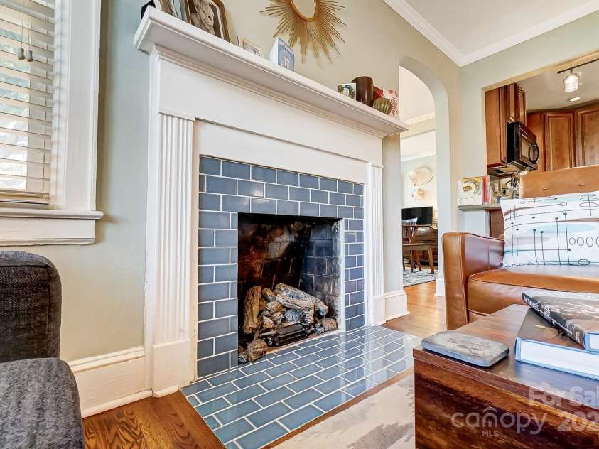 3800 Craig Avenue, Charlotte, NC 28211.  MLS# CAR4226664, YatesRealty ID 5960. 