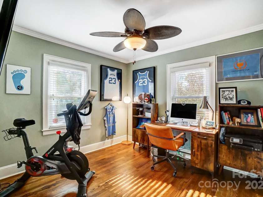 3800 Craig Avenue, Charlotte, NC 28211.  MLS# CAR4226664, YatesRealty ID 5960. 