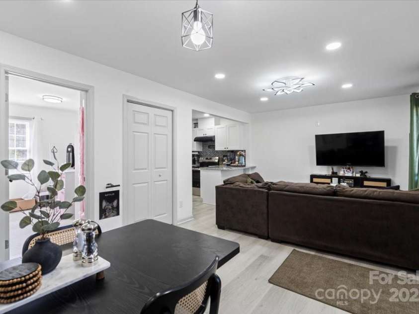 3411 Rogers Street, Charlotte, NC 28208.  MLS# CAR4218190, YatesRealty ID 5961. 