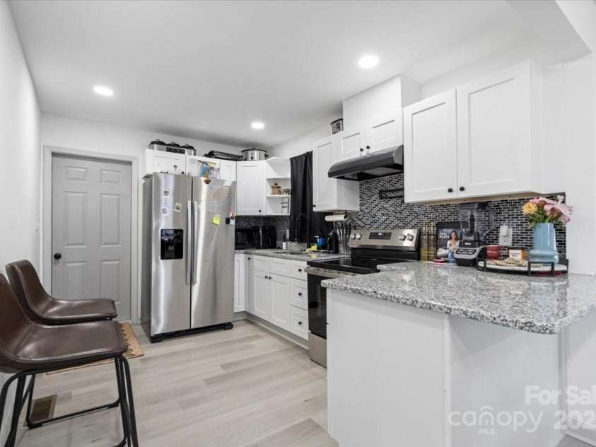 3411 Rogers Street, Charlotte, NC 28208.  MLS# CAR4218190, YatesRealty ID 5961. 