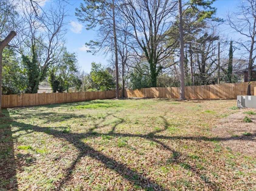 3411 Rogers Street, Charlotte, NC 28208.  MLS# CAR4218190, YatesRealty ID 5961. 