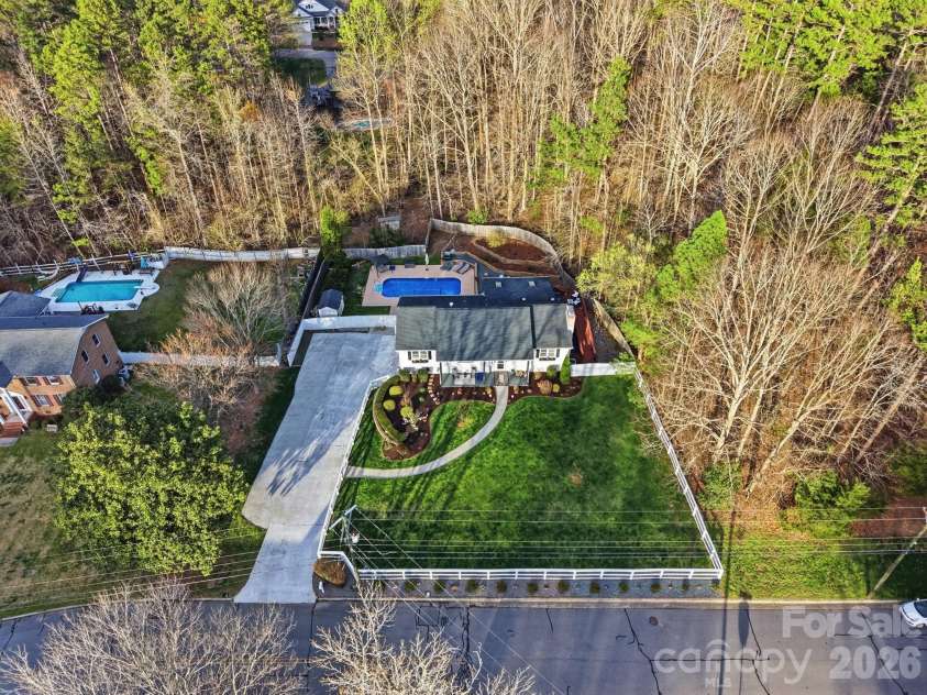 490 Woodend Drive, Concord, NC 28025.  MLS# CAR4357912, YatesRealty ID 5961. 