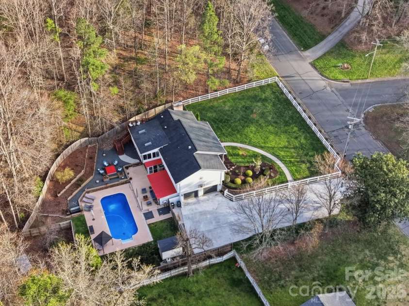 490 Woodend Drive, Concord, NC 28025.  MLS# CAR4357912, YatesRealty ID 5961. 