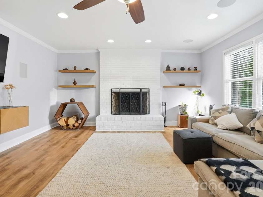 490 Woodend Drive, Concord, NC 28025.  MLS# CAR4357912, YatesRealty ID 5961. 