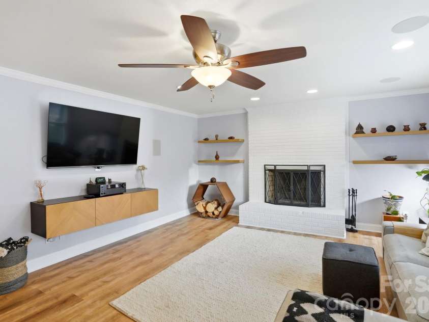 490 Woodend Drive, Concord, NC 28025.  MLS# CAR4357912, YatesRealty ID 5961. 
