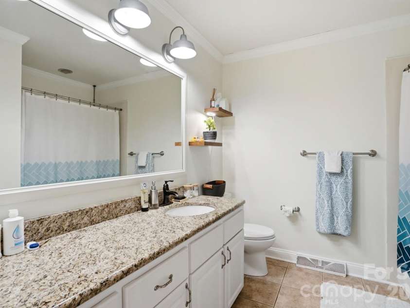 490 Woodend Drive, Concord, NC 28025.  MLS# CAR4357912, YatesRealty ID 5961. 