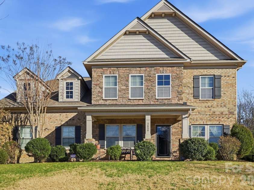 2650 Stonewood View, Kannapolis, NC 28081.  MLS# CAR4331034, YatesRealty ID 5962. All Brick!