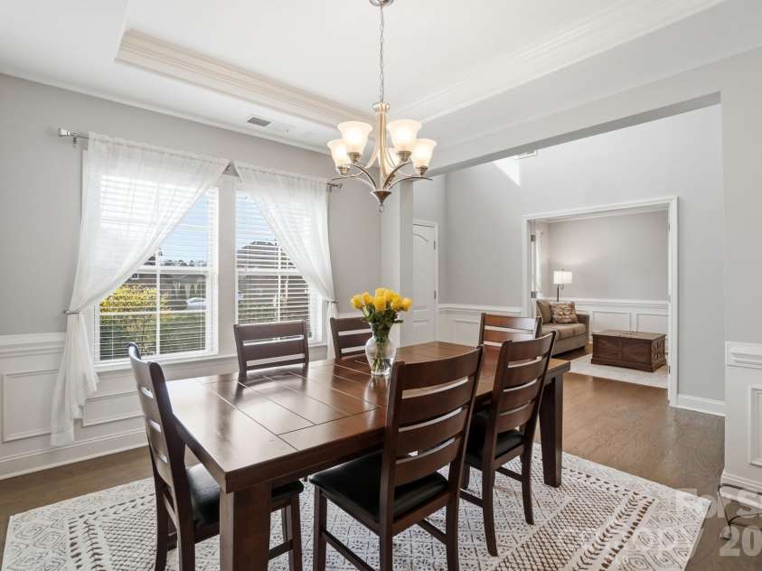 2650 Stonewood View, Kannapolis, NC 28081.  MLS# CAR4331034, YatesRealty ID 5962. Dining View