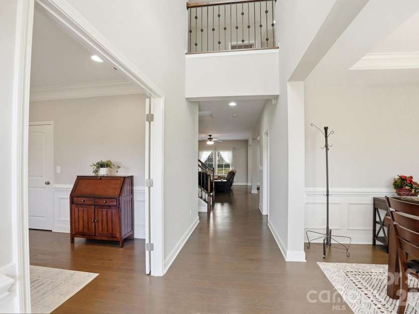 2650 Stonewood View, Kannapolis, NC 28081.  MLS# CAR4331034, YatesRealty ID 5962. Entry View