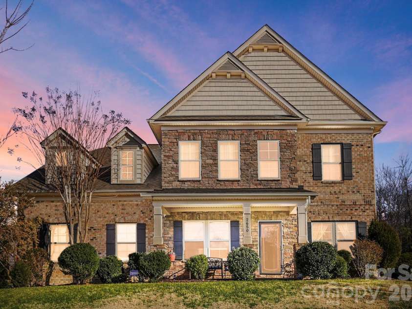 2650 Stonewood View, Kannapolis, NC 28081.  MLS# CAR4331034, YatesRealty ID 5962. Luxury Awaits!