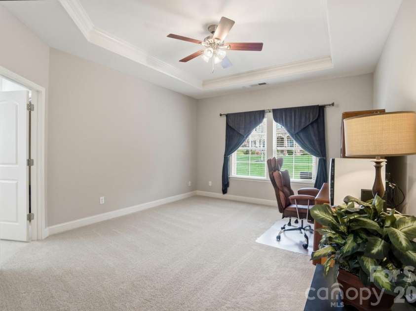 2650 Stonewood View, Kannapolis, NC 28081.  MLS# CAR4331034, YatesRealty ID 5962. Main Level Primary currently used as office
