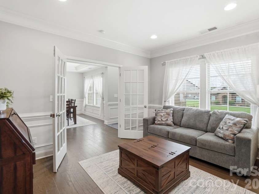 2650 Stonewood View, Kannapolis, NC 28081.  MLS# CAR4331034, YatesRealty ID 5962. Office View