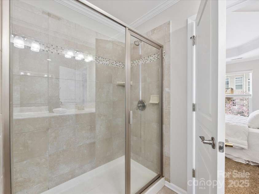 6449 Silver Star Lane, Charlotte, NC 28210.  MLS# CAR4225980, YatesRealty ID 5962. 