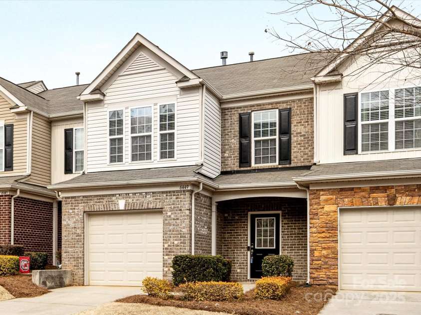 6449 Silver Star Lane, Charlotte, NC 28210.  MLS# CAR4225980, YatesRealty ID 5962. 