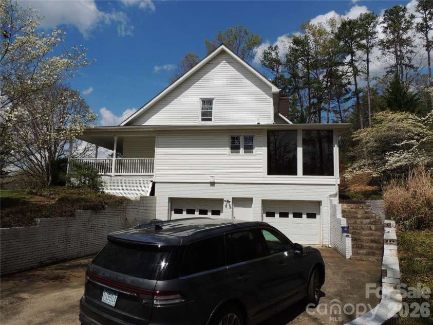 256 Gable Hill Lane, Bostic, NC 28018.  MLS# CAR4342092, YatesRealty ID 5963. Garage Basement Entry